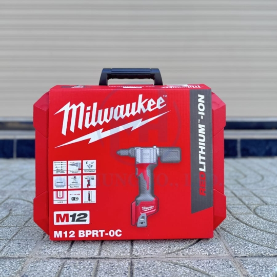 Máy bắn đinh rút Milwaukee M12 BPRT-0C